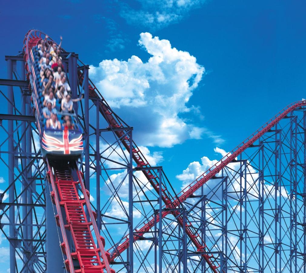 Boulevard Hotel Μπλάκπουλ Εξωτερικό φωτογραφία The UK's first roller coaster, The Great Stinger